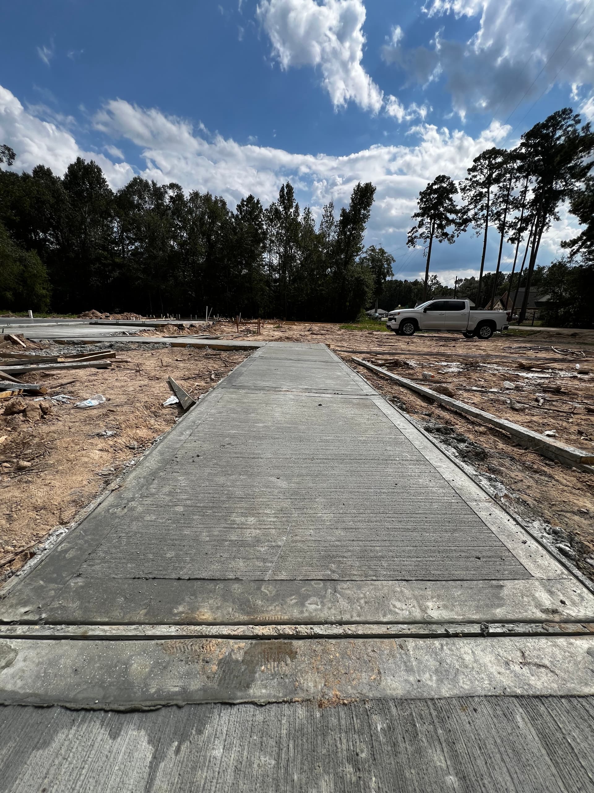 Gallery photos for New Driveway and Sidewalk Poured for a New Build Property: Image #3