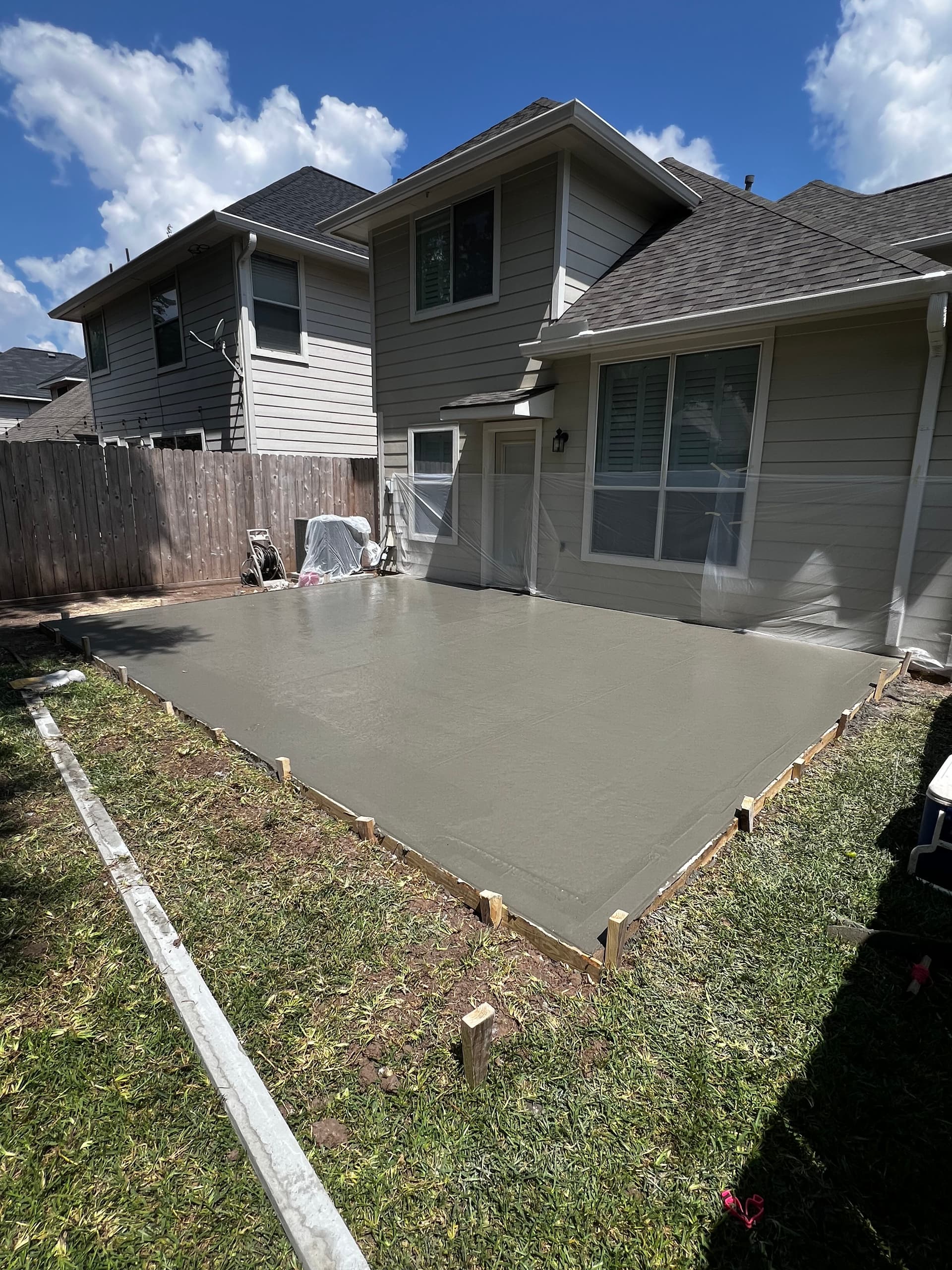 Gallery photos for Concrete Patio Slab Built Right From the Ground Up: Image #4