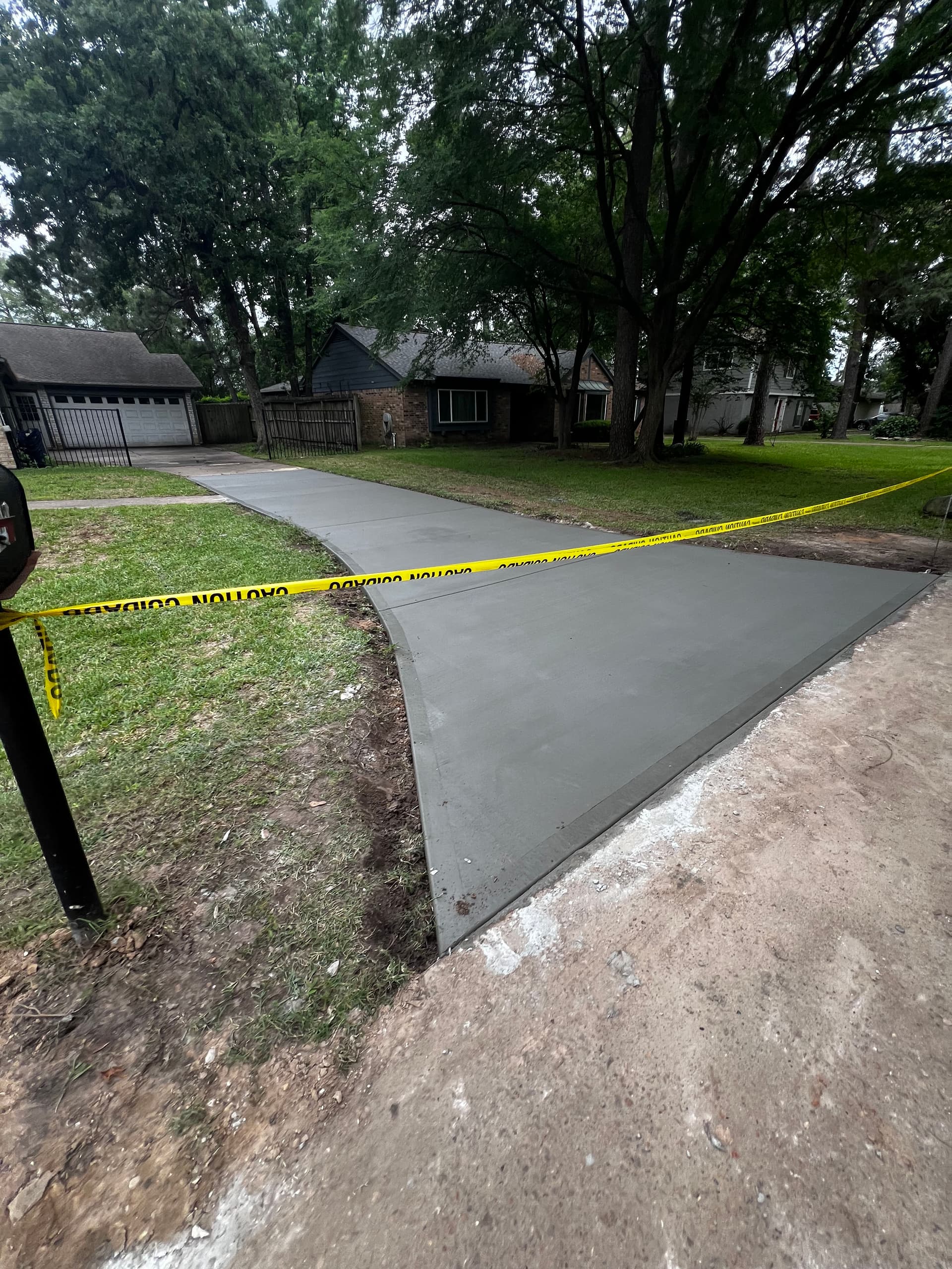 Gallery photos for Cracked Driveway Removed and Replaced the Right Way: Image #3