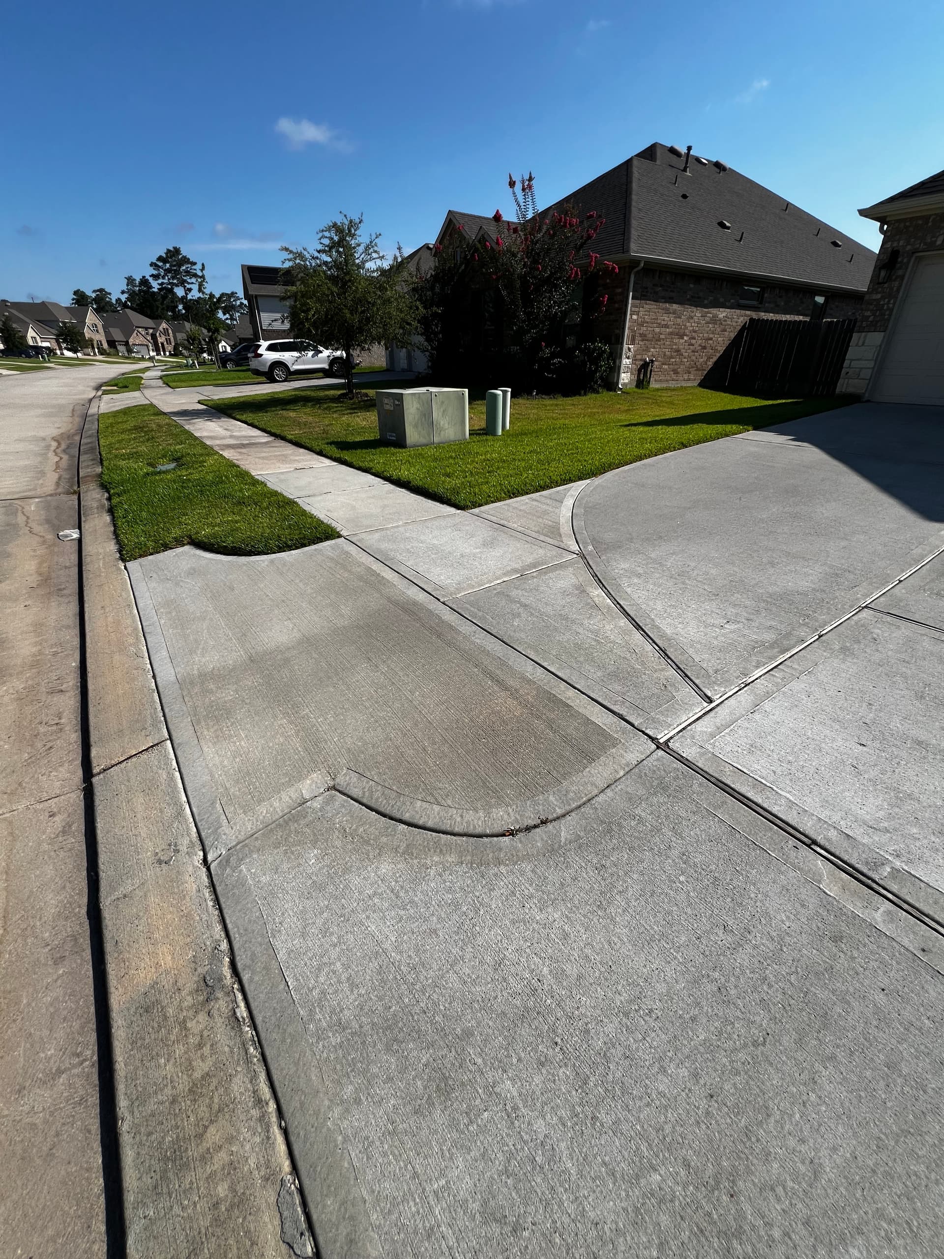 Gallery photos for Widened to a Full 4-Car Concrete Driveway Extension: Image #3