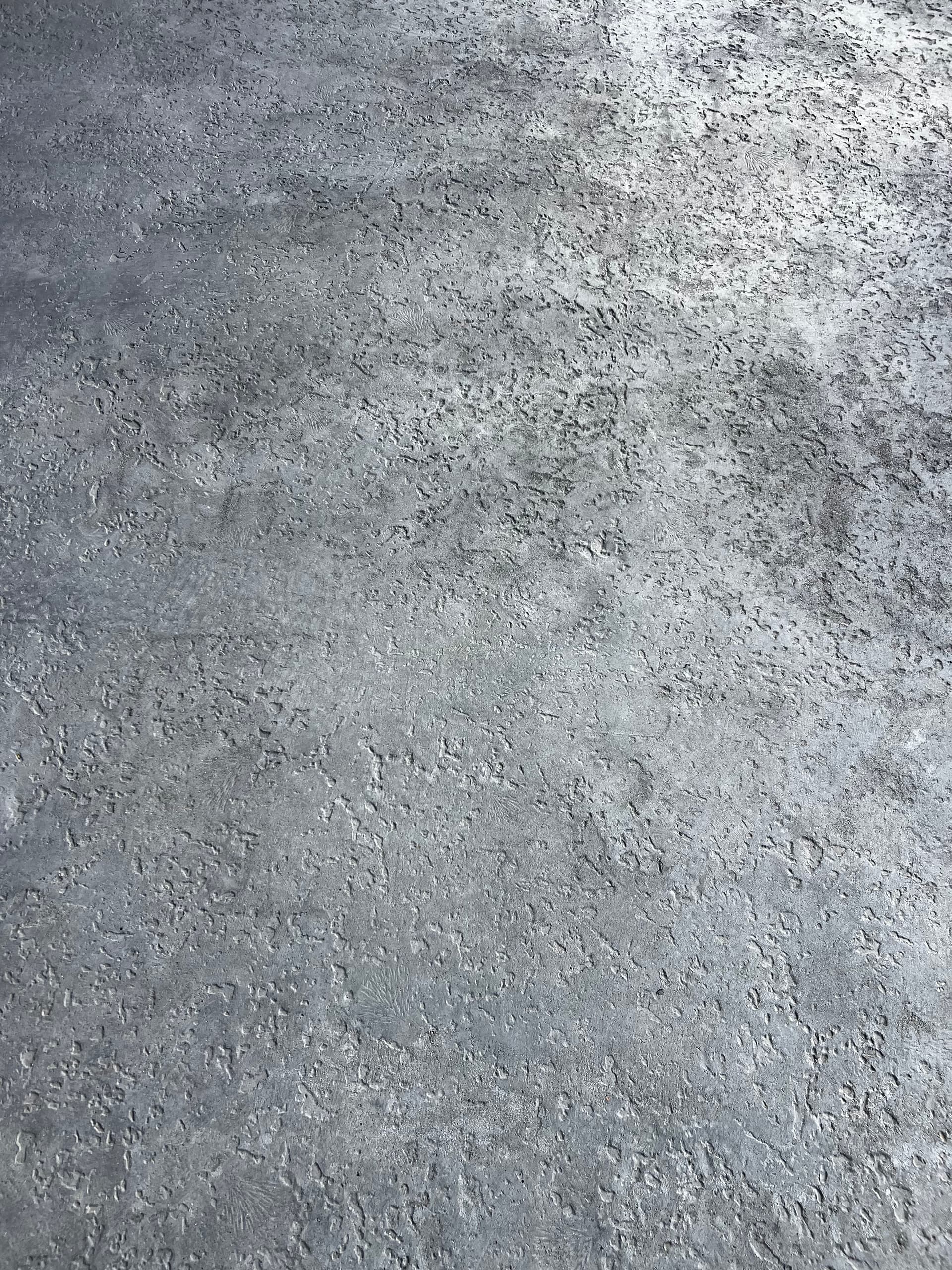 Stone-Texture Concrete Finishes That Look Good and Work Hard