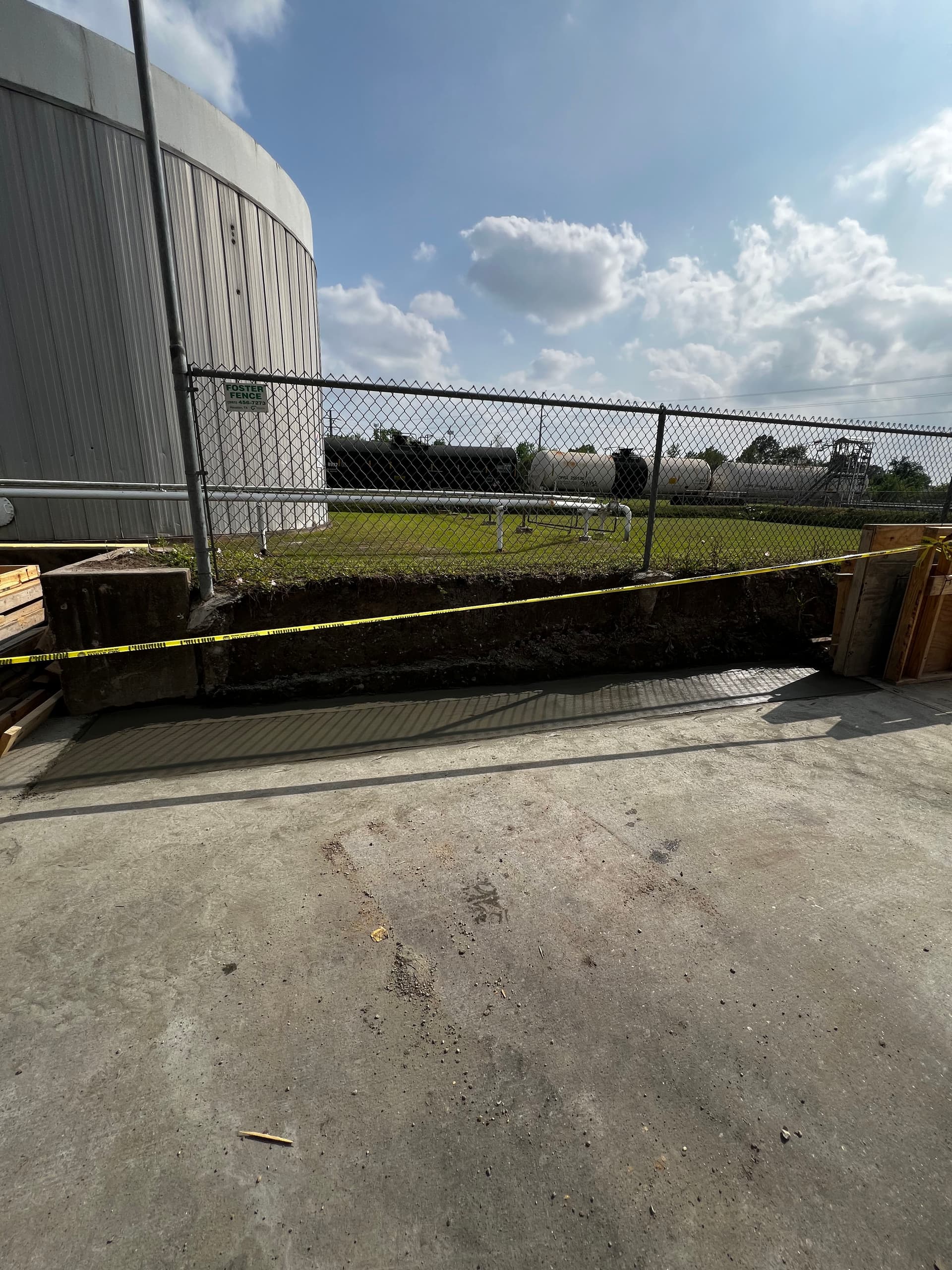 Gallery photos for Concrete Retention Wall Built for a Heavy-Duty Industrial Jobsite: Image #3