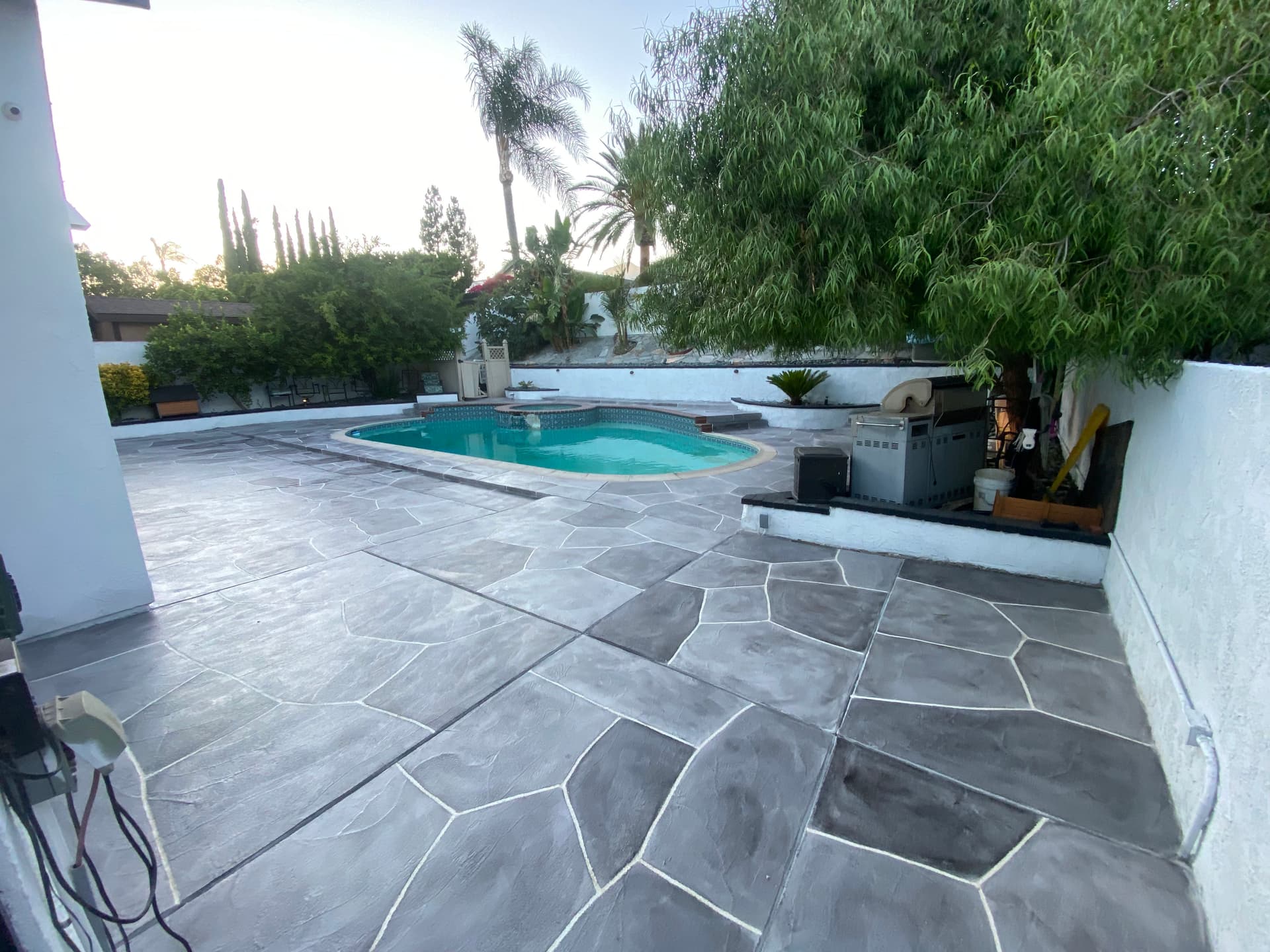 Stone Overlay Pool Decks That Actually Look Custom