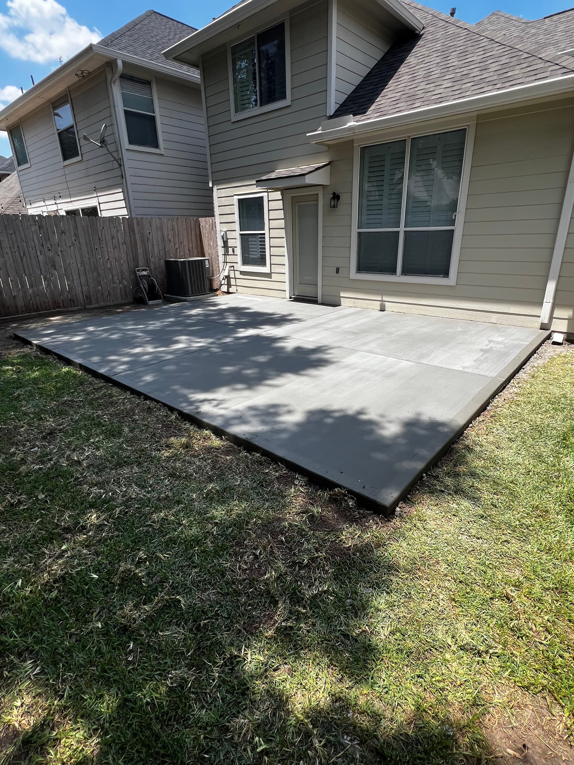 Gallery photos for Concrete Patio Slab Built Right From the Ground Up: Image #5