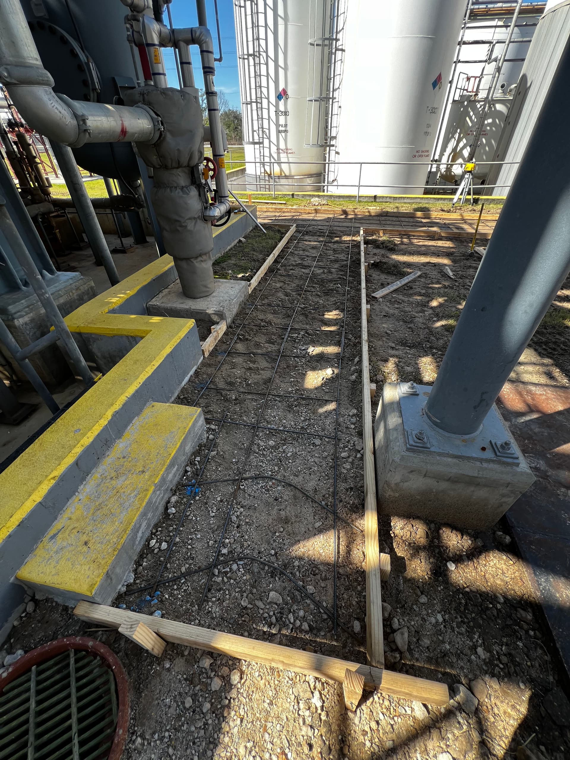 Gallery photos for New Concrete Sidewalks Poured at an Active Industrial Facility: Image #1