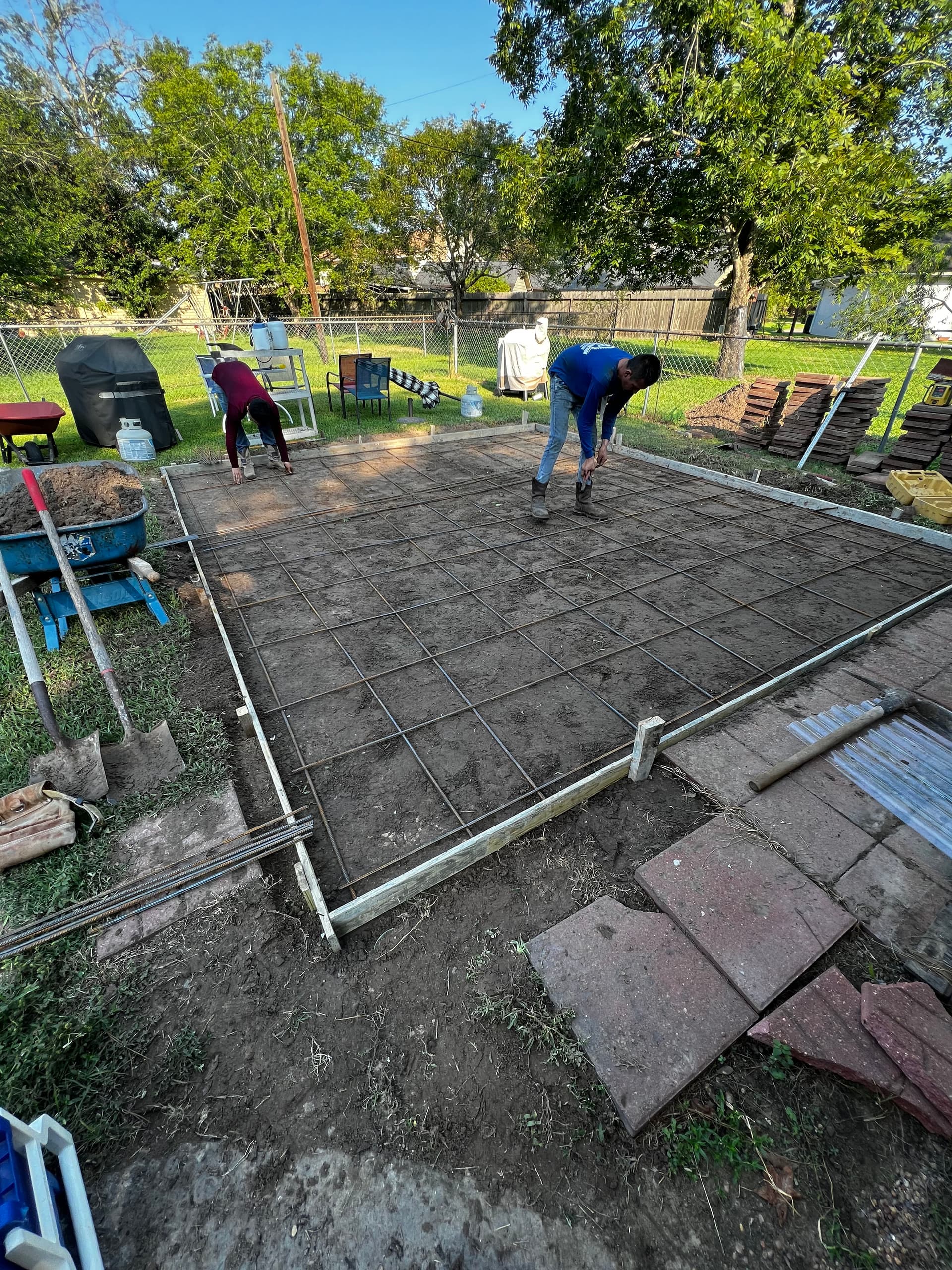 Gallery photos for Shifting Paver Patio Gets Replaced With a Solid Concrete Slab: Image #2