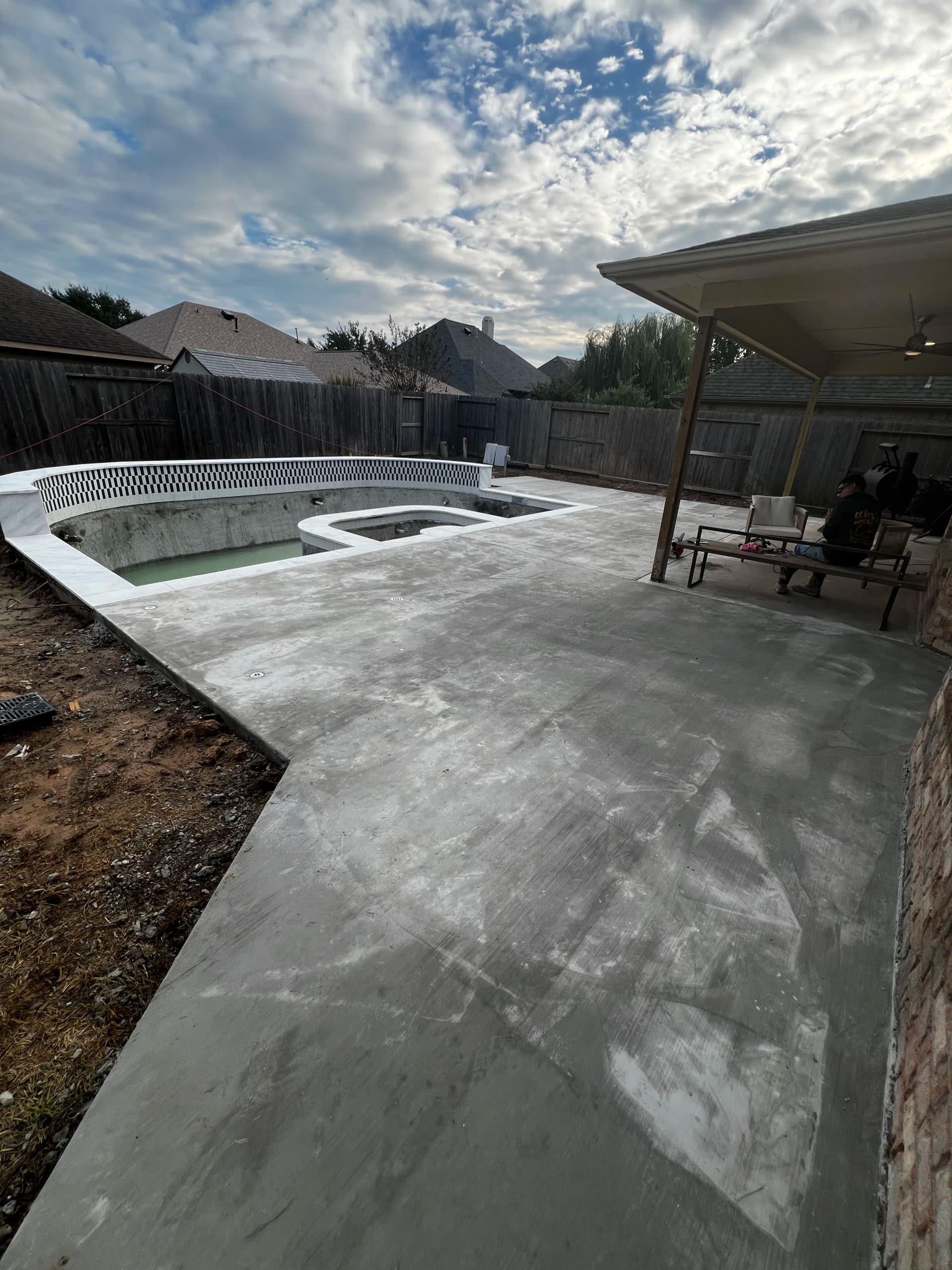 Gallery photos for Concrete Pool Deck Built Right From the Ground Up: Image #4