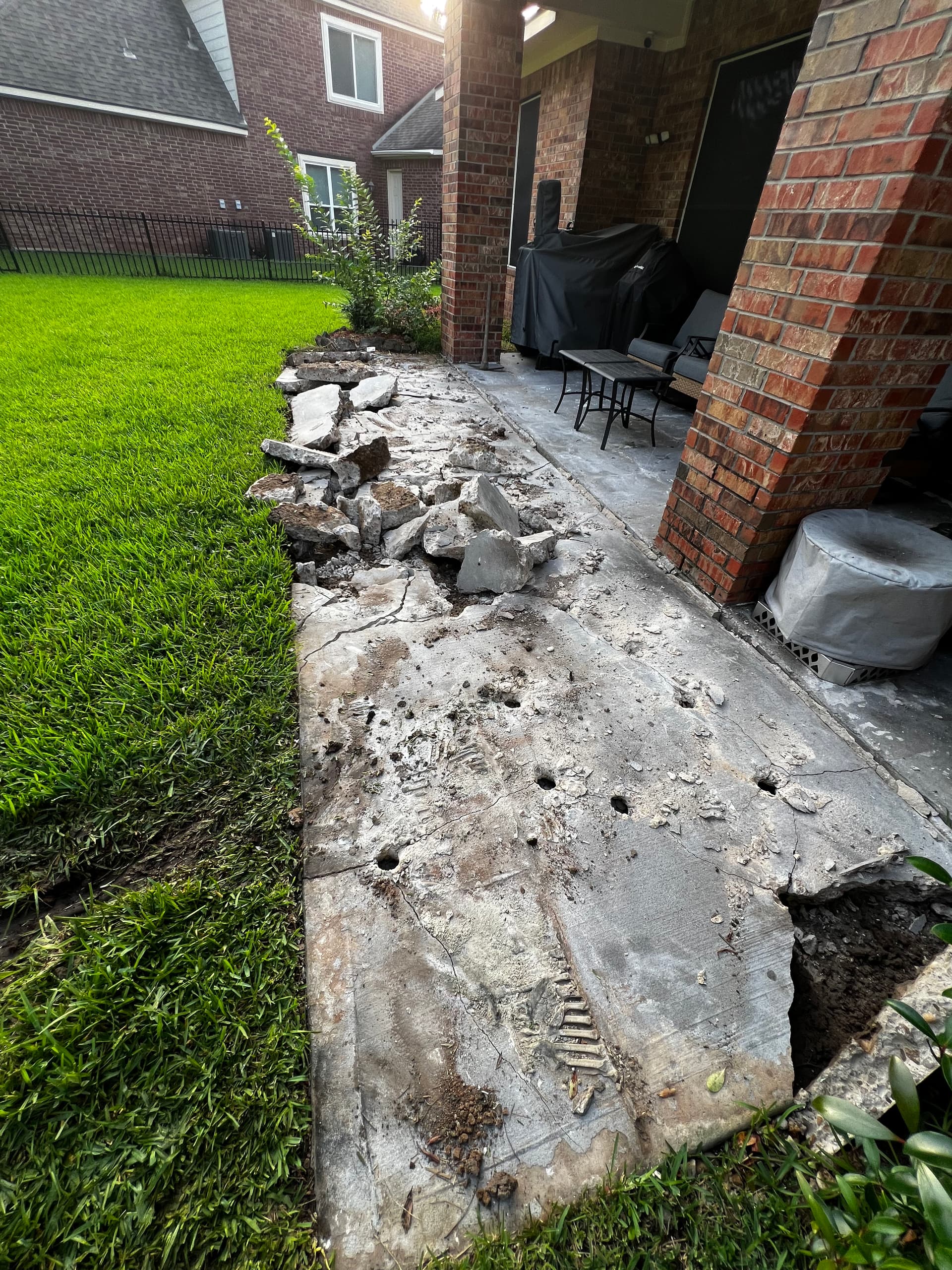 Gallery photos for Cracked Patio Demolished and Replaced With Fresh Concrete Slab: Image #1